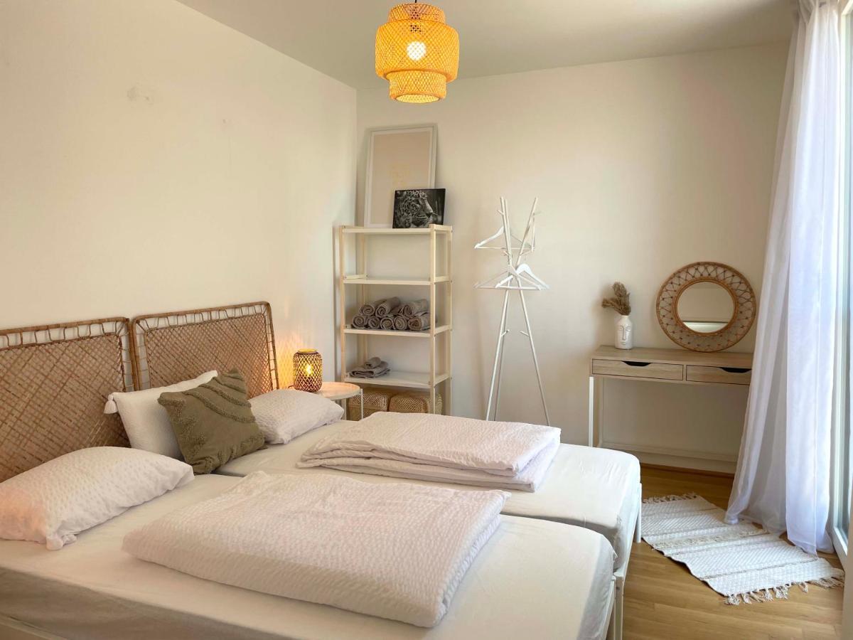Urban Oasis: Stylische Wohnung 维也纳 外观 照片